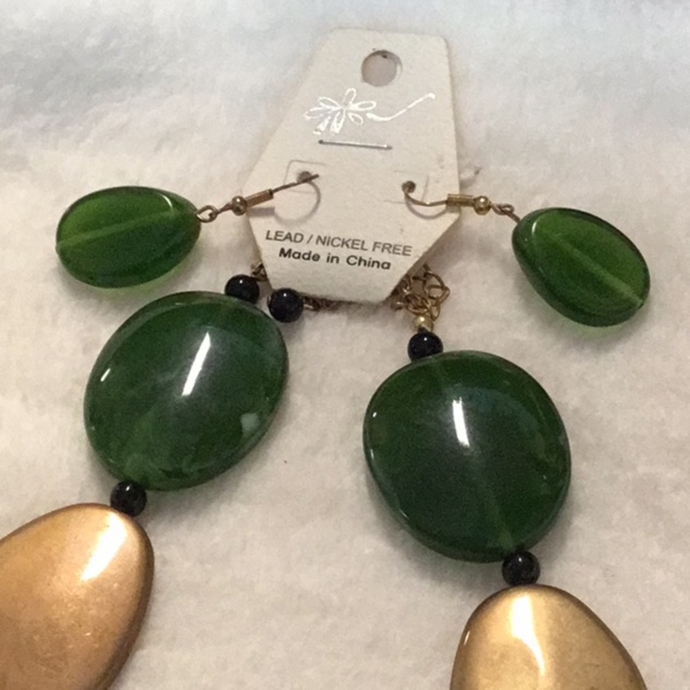 Necklace Set - Picture 2 of 4